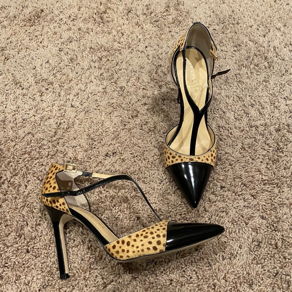 Ivanka Trump T strap pump